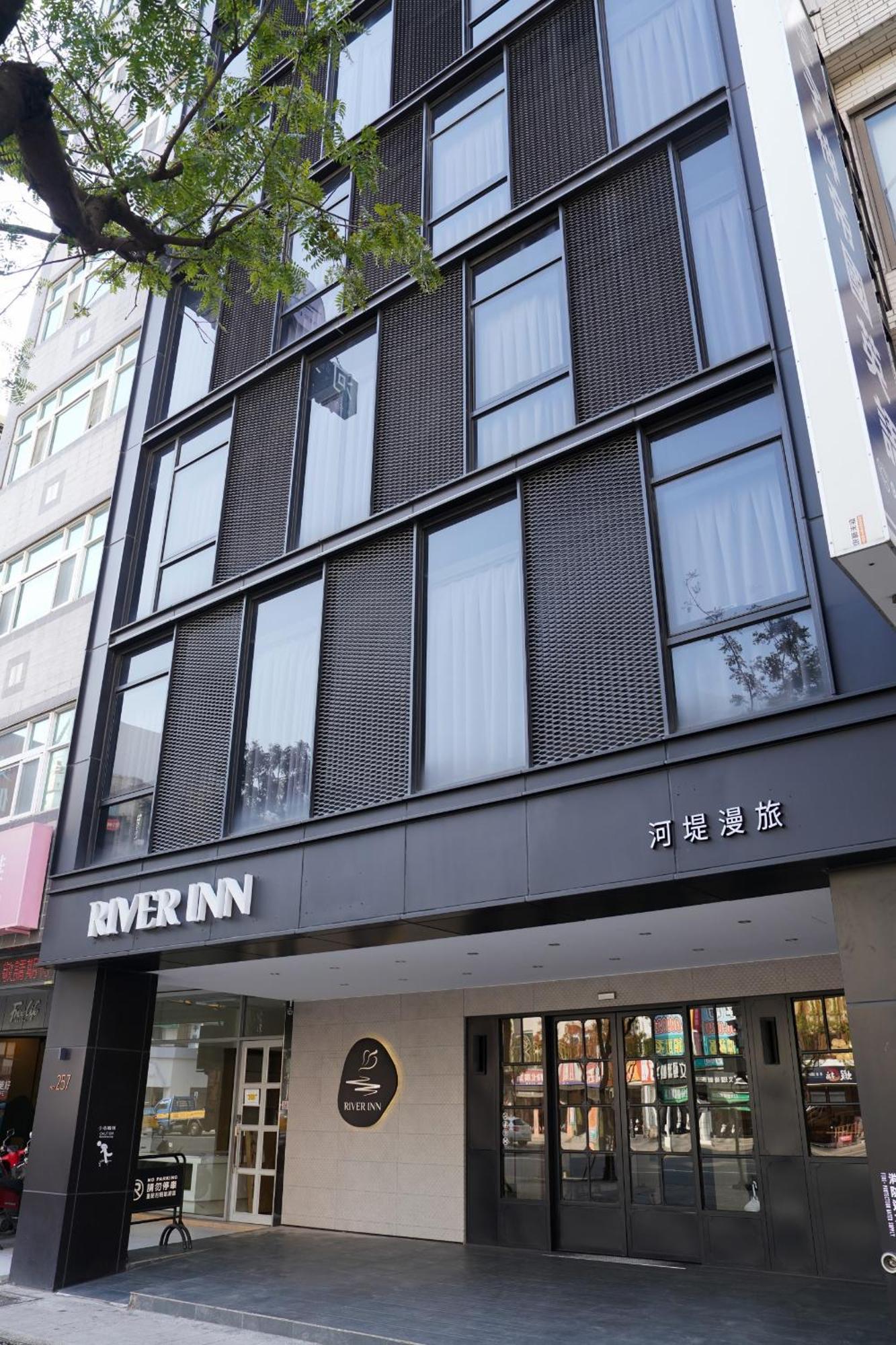 River Inn Station Kaohsziung Kültér fotó